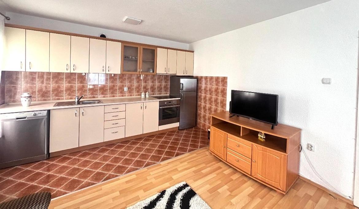Dina Apartments Bitola Exterior photo